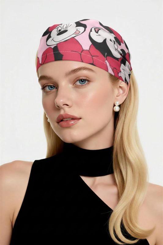 Boneta Cartoon Pink - TinuteMedicale.ro